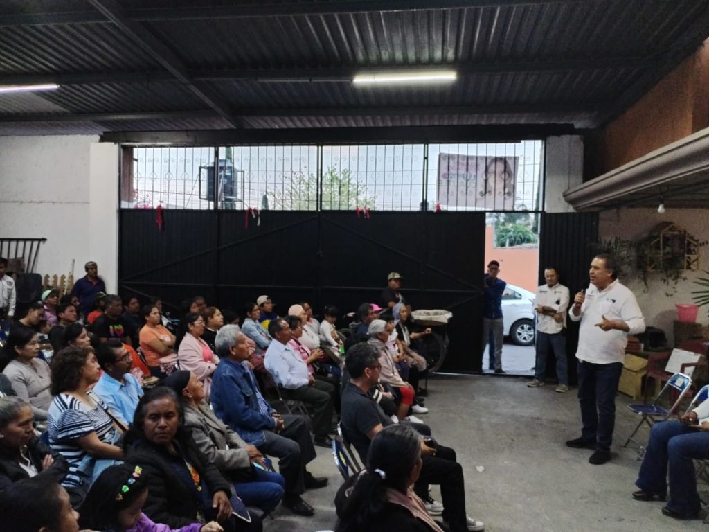 Humberto Aguilar Se Re Ne Con Asociaci N Civil En Tlaxcalancingo