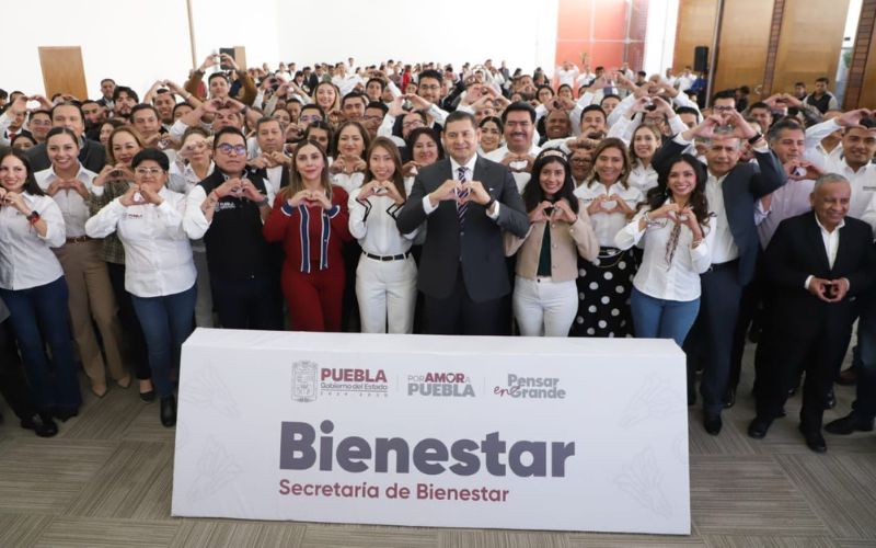 Alejandro Armenta destaca Programa de Obra Comunitaria en Puebla